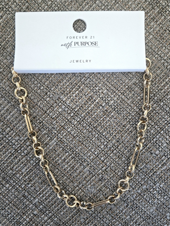 Forever 21 Jewelry - Gold Tone Link Chain Necklace Forever 21 New With Tags Statement Jewelry